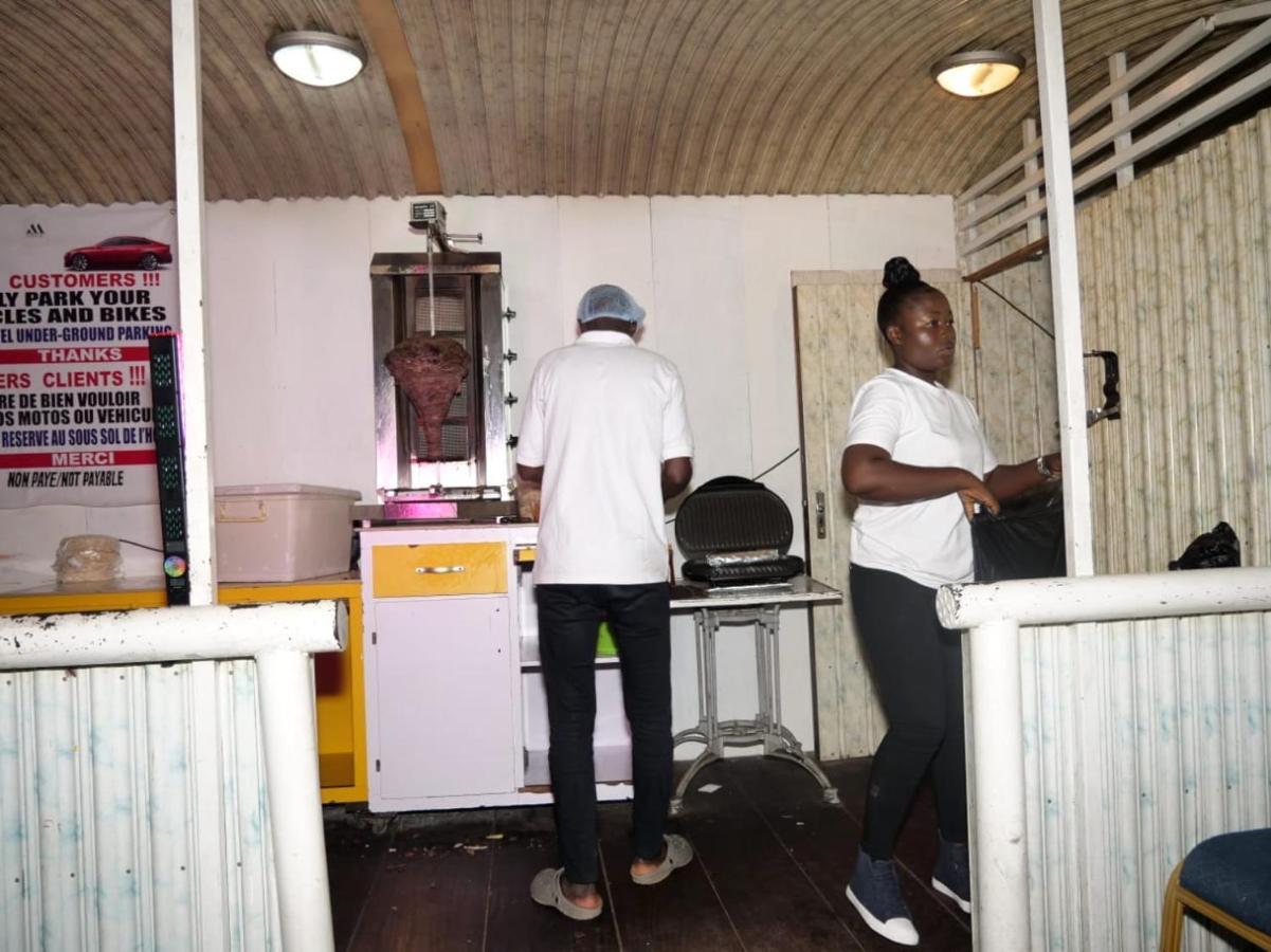 Marriot Metropolitan Hotel Douala Eksteriør bilde