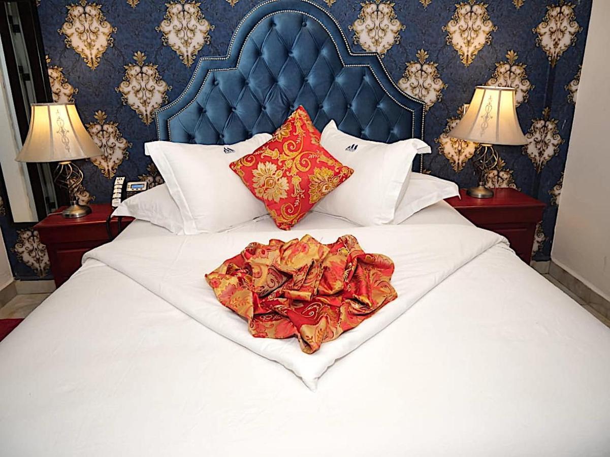 Marriot Metropolitan Hotel Douala Eksteriør bilde