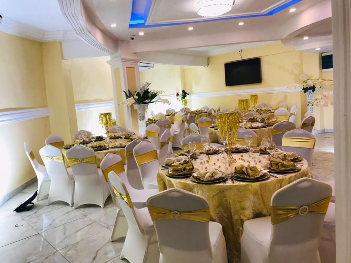 Marriot Metropolitan Hotel Douala Eksteriør bilde