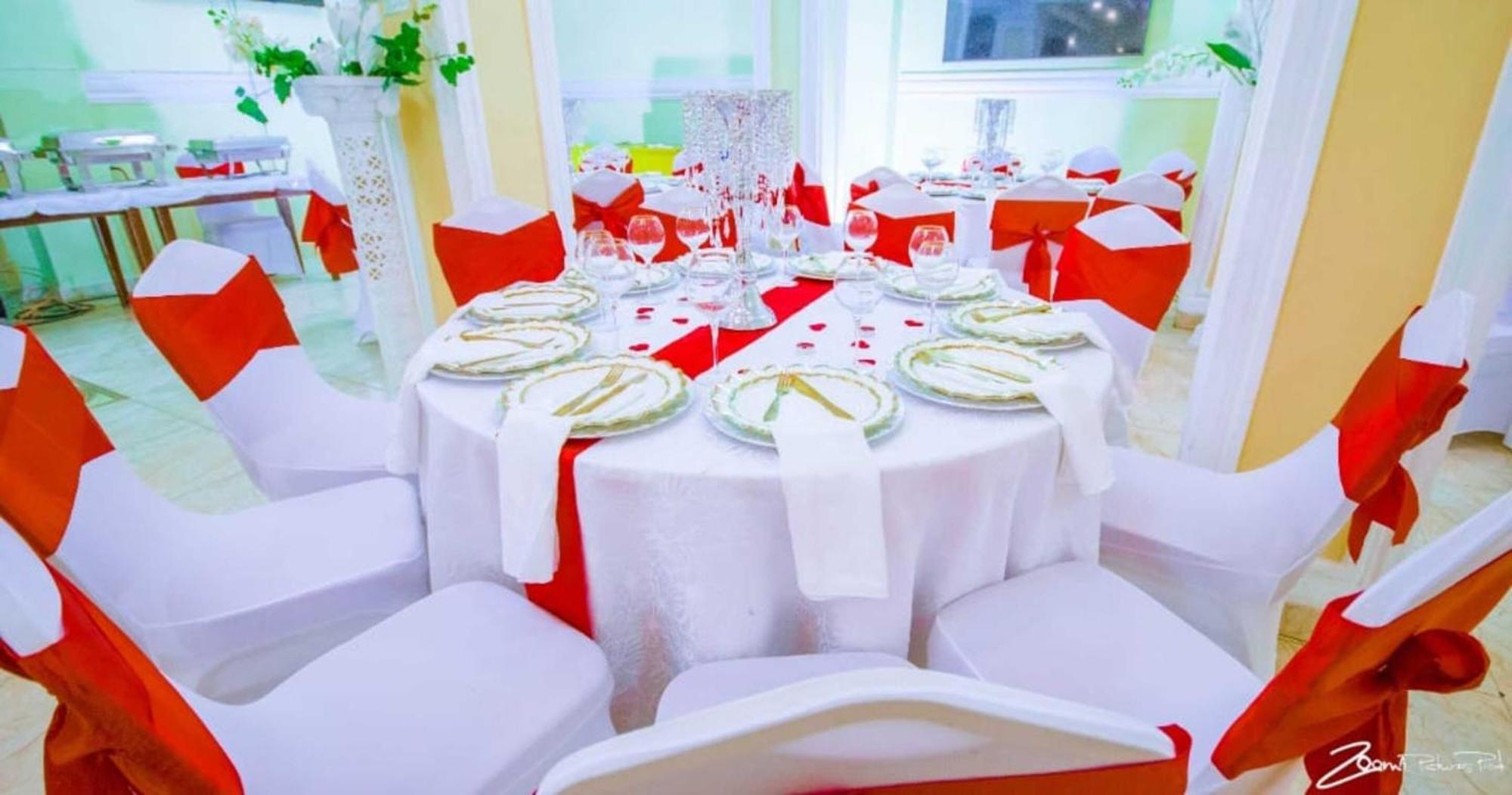 Marriot Metropolitan Hotel Douala Eksteriør bilde